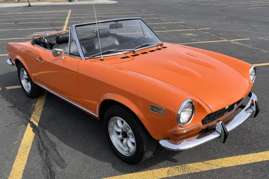 1973 Fiat 124 Spider (1966-1985) sold for $9,973