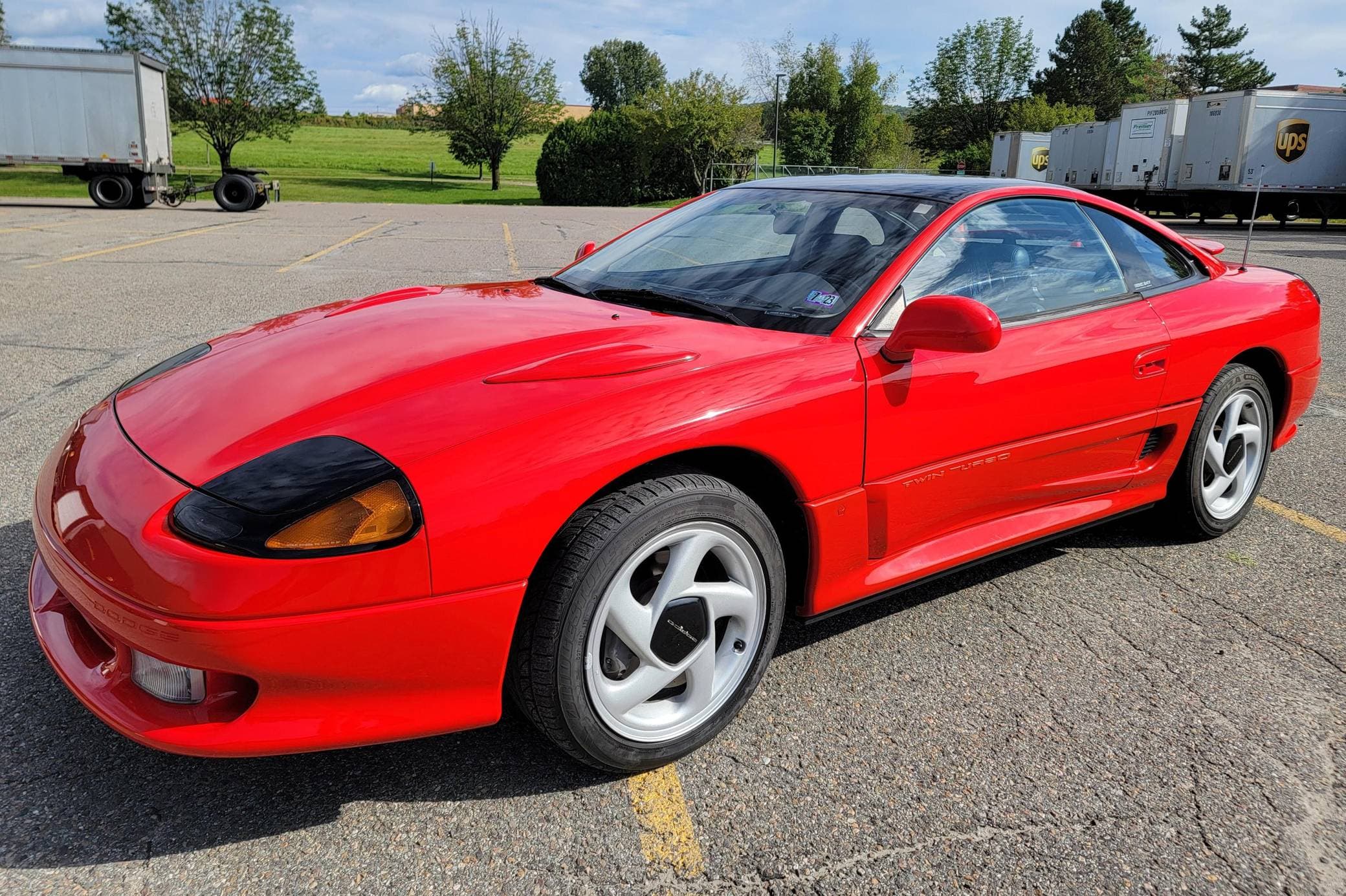 1992 Dodge Stealth sold for $10,000