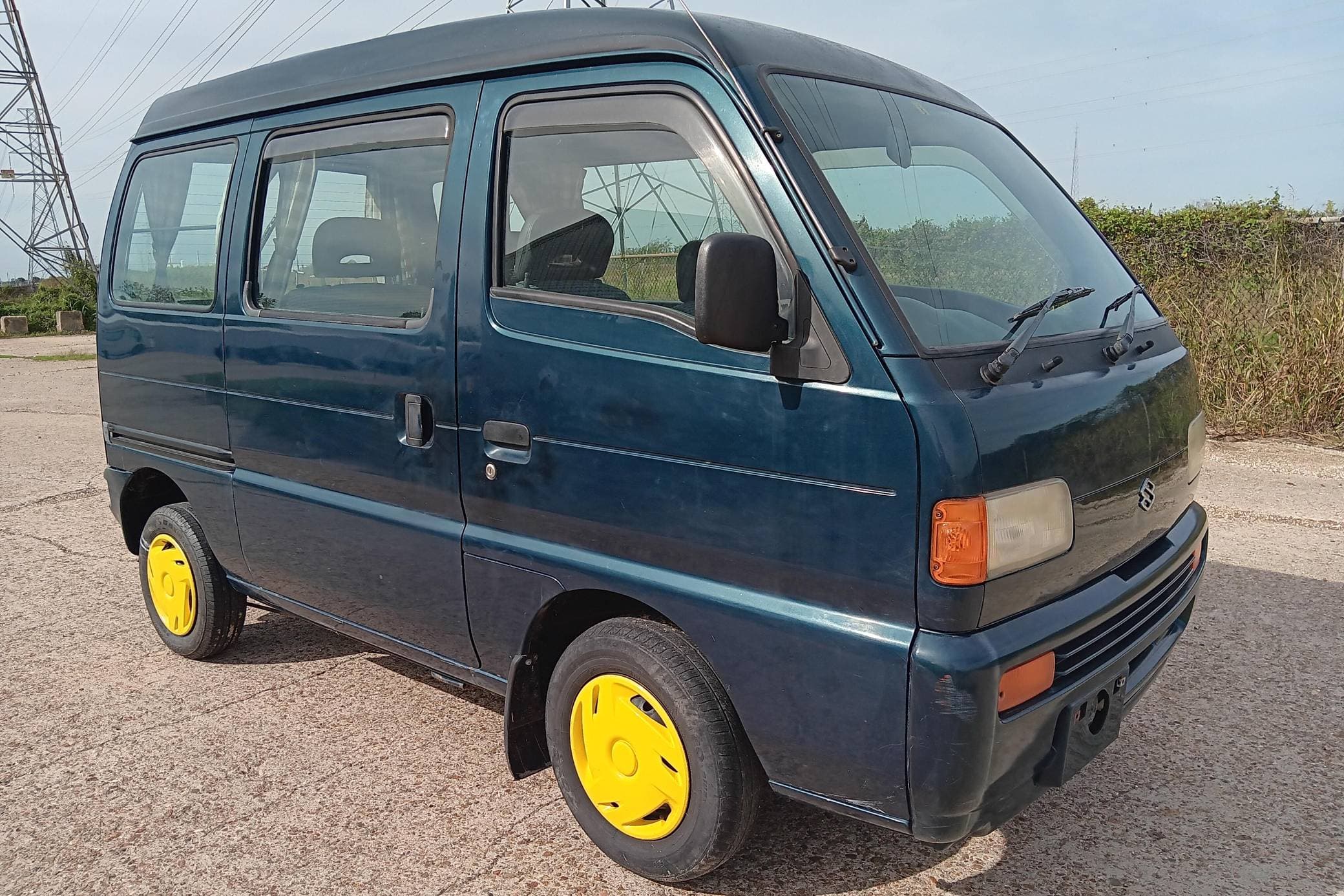 1996 Suzuki Every sold for $4,200