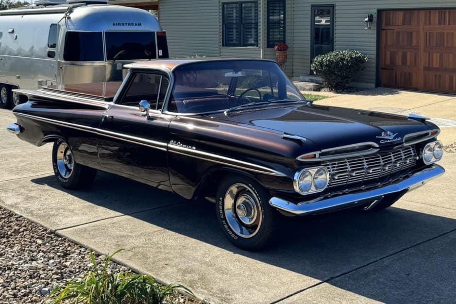 1959 Chevrolet El Camino sold for $61,000