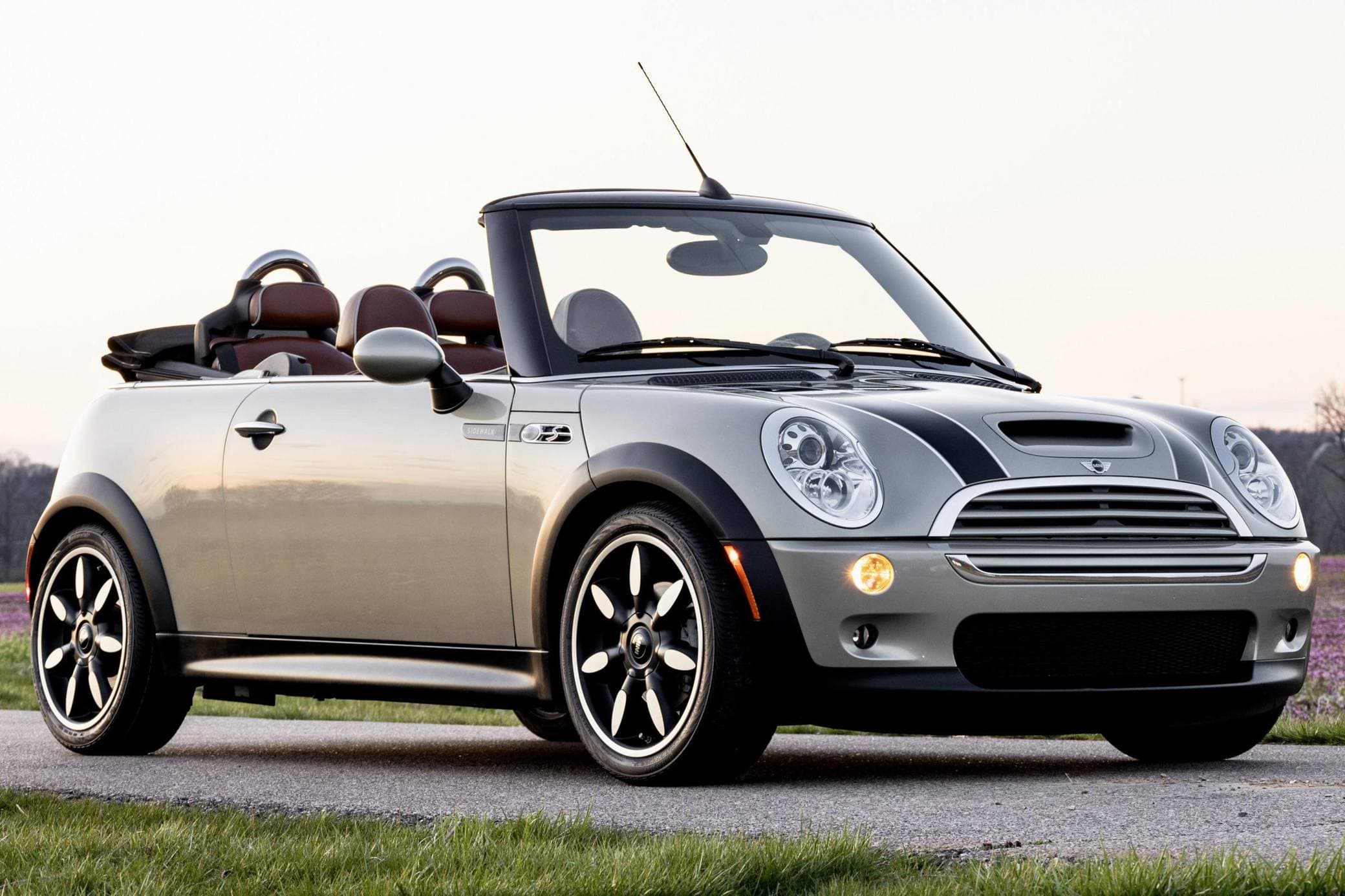 2008 MINI Cooper sold for $13,132