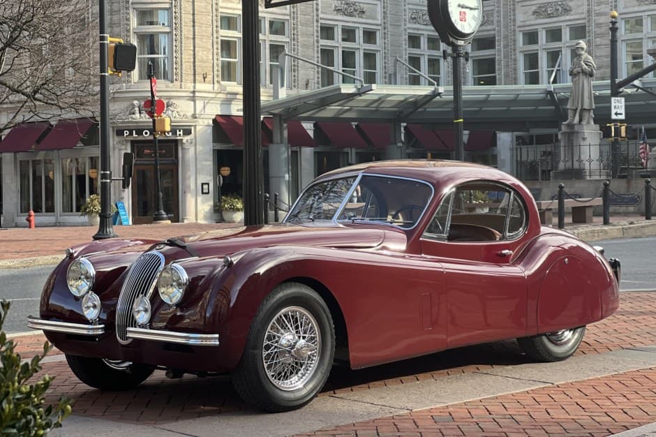 1951 Jaguar XK120 sold for $112,000