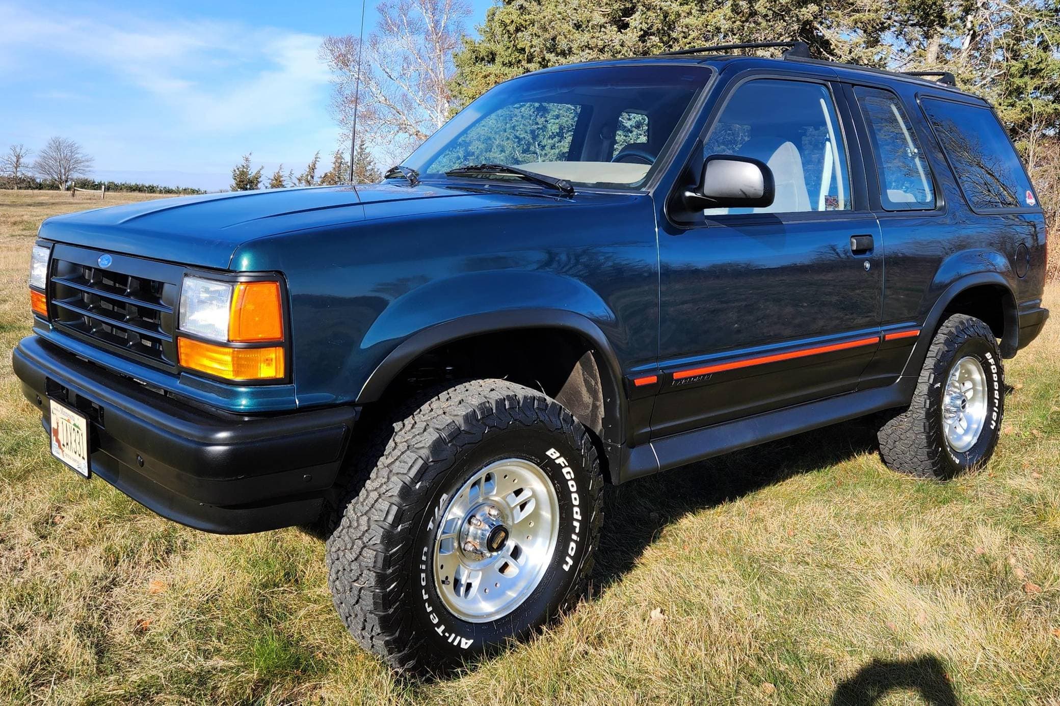 1994 Ford Explorer sold for $9,250
