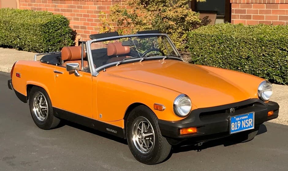 1975 MG Midget sold for $7,500