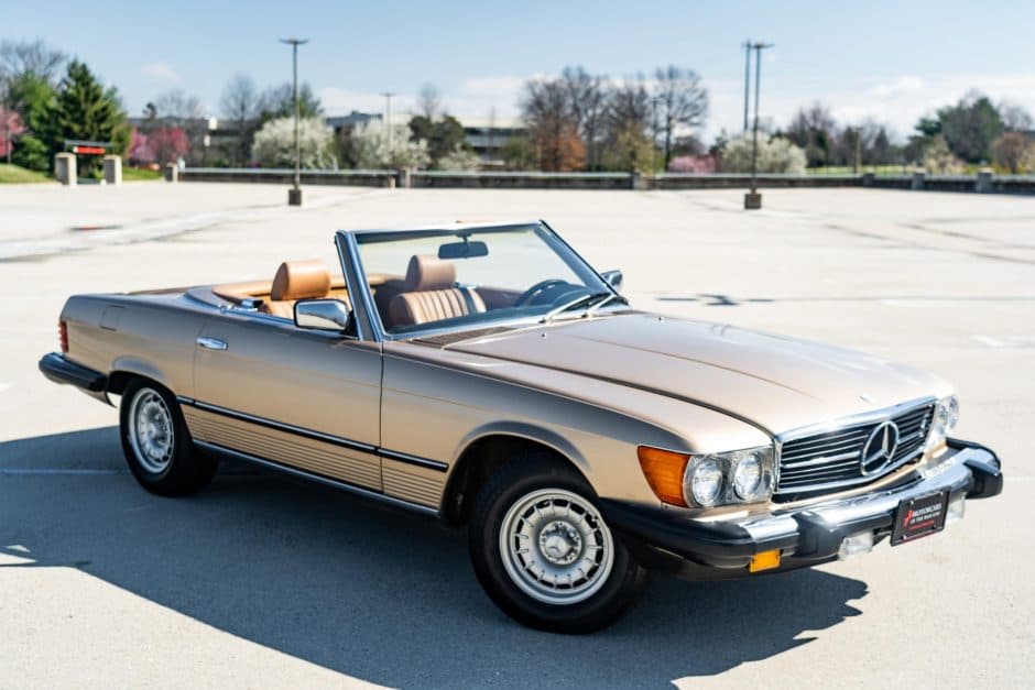 1985 Mercedes-Benz R107 SL sold for $21,750