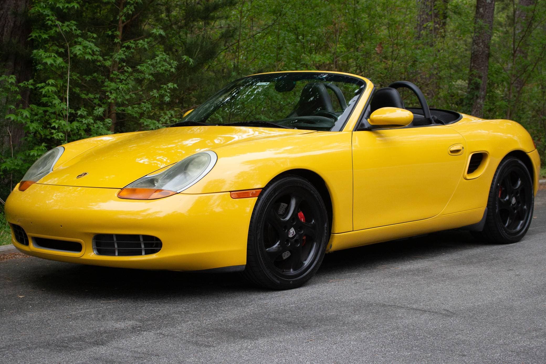 2001 Porsche 986 Boxster sold for $14,500