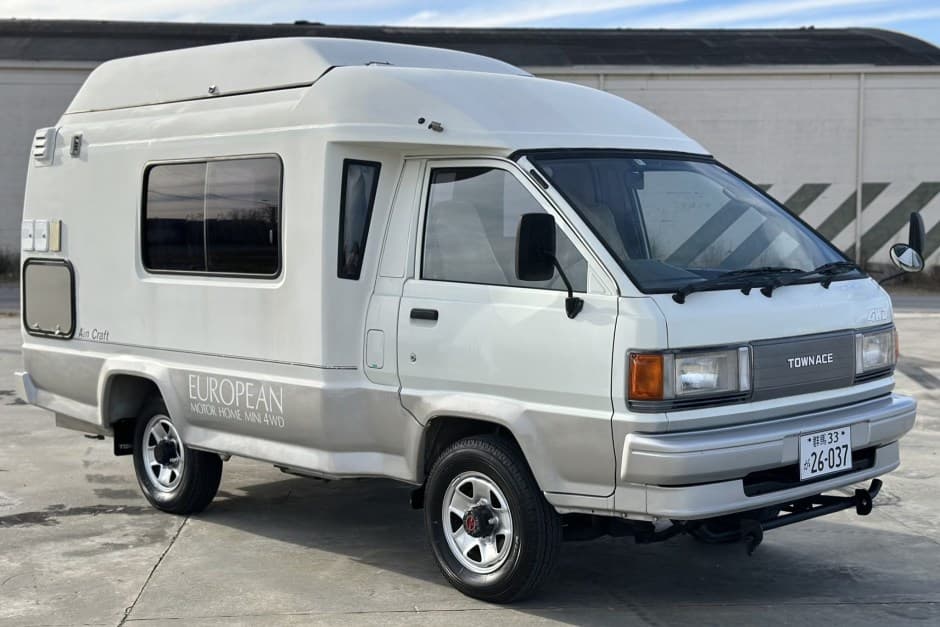 1995 Toyota LiteAce & TownAce sold for $20,500