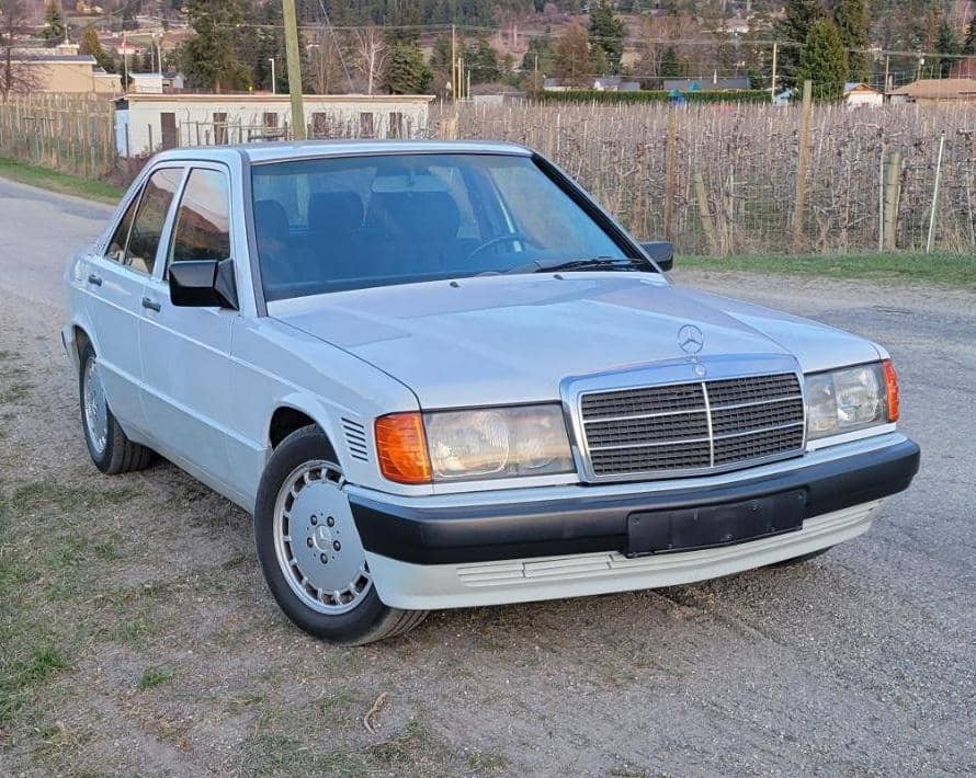 1990 Mercedes-Benz C-Class sold for $4,200