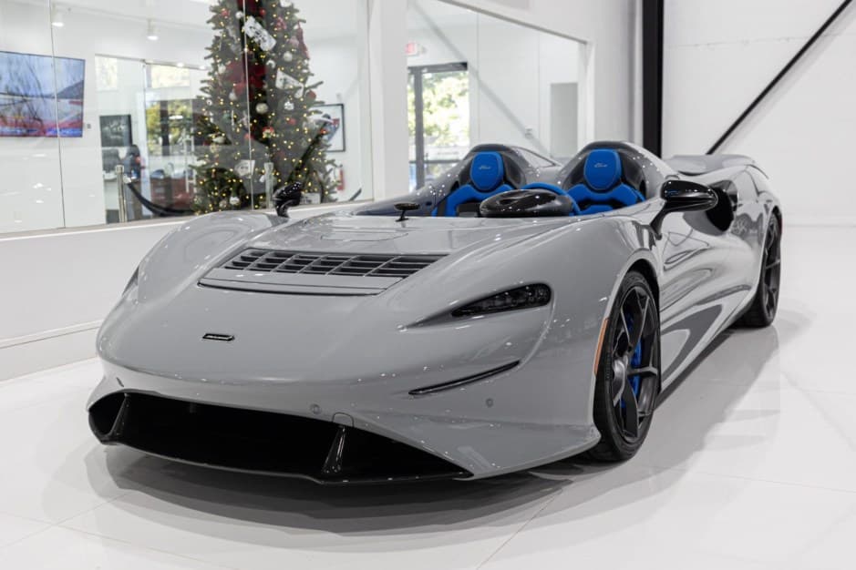 McLaren Speedtail classic car