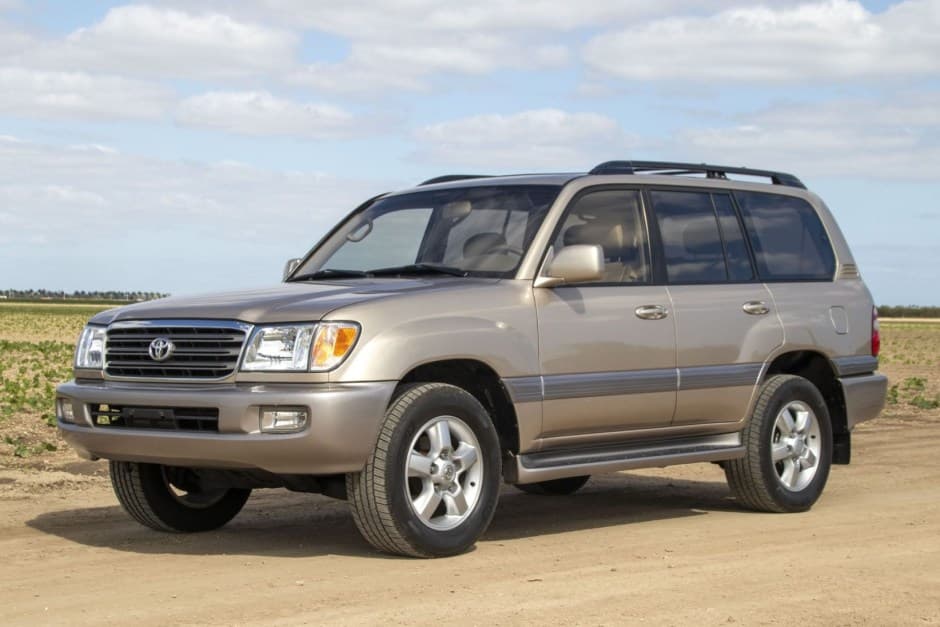 2003 Toyota Land Cruiser 100-Series sold for $22,750