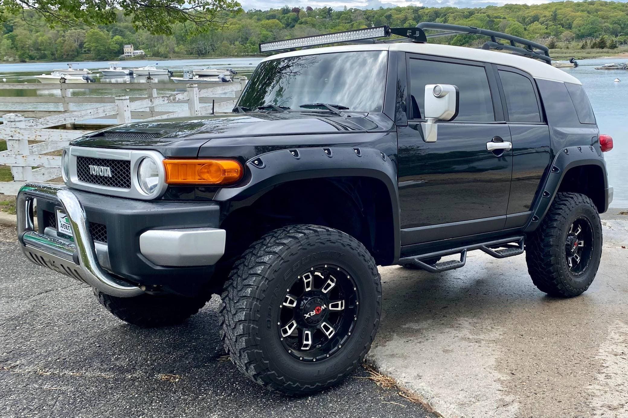 2008 Toyota FJ Cruiser sold for $15,000