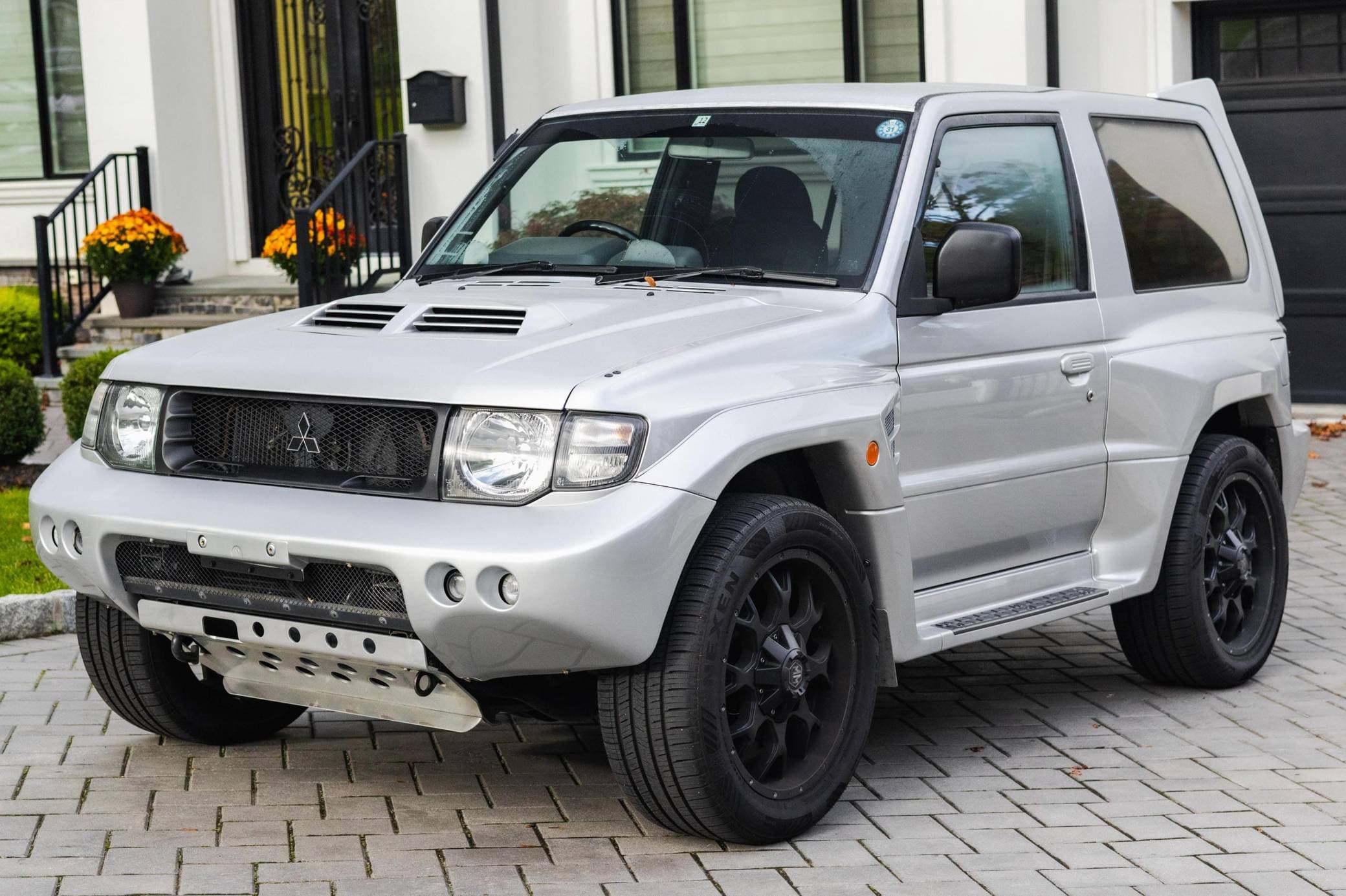 1997 Mitsubishi Pajero sold for $22,250