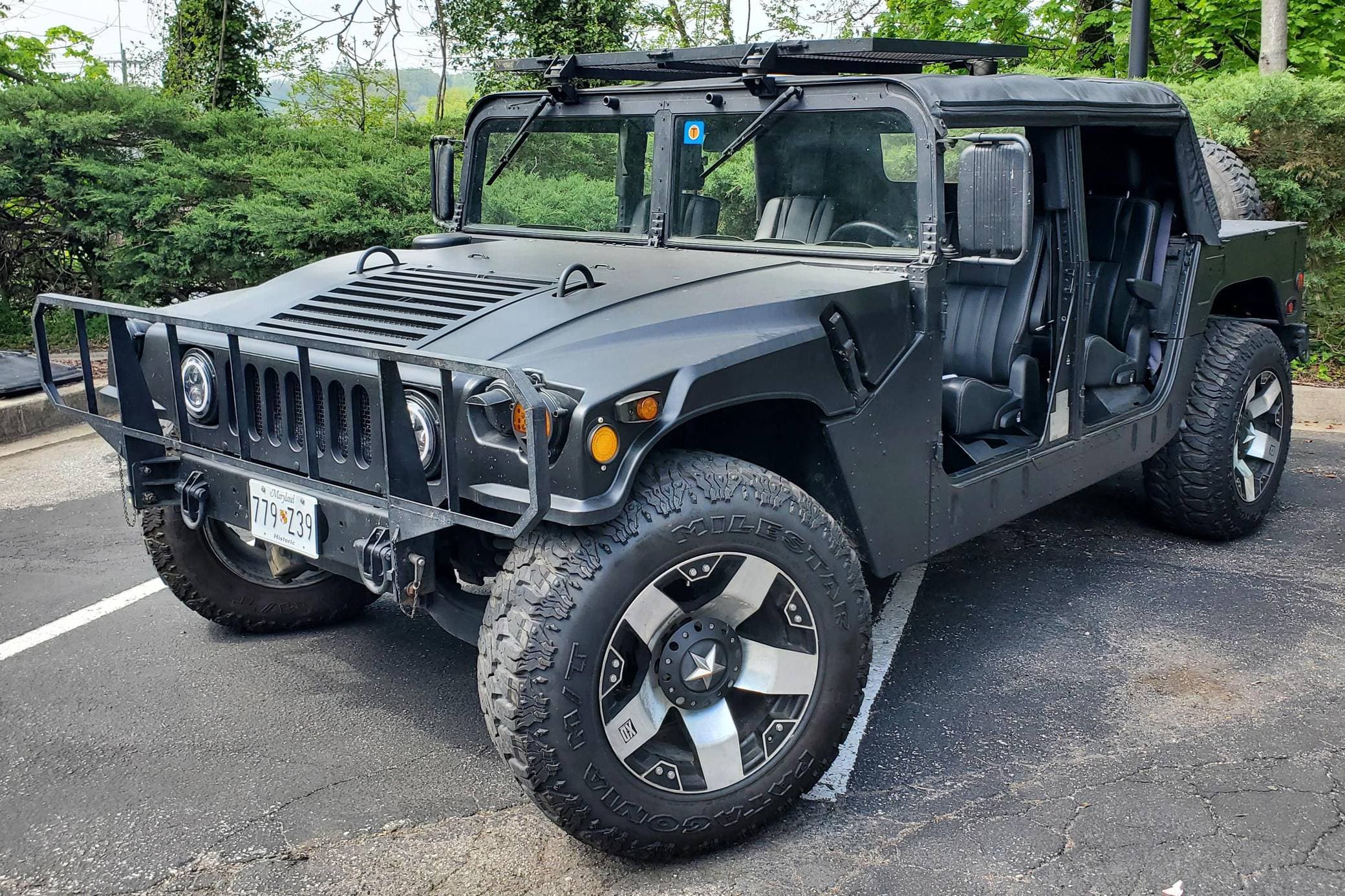 1994 AM General Hummer sold for $23,000