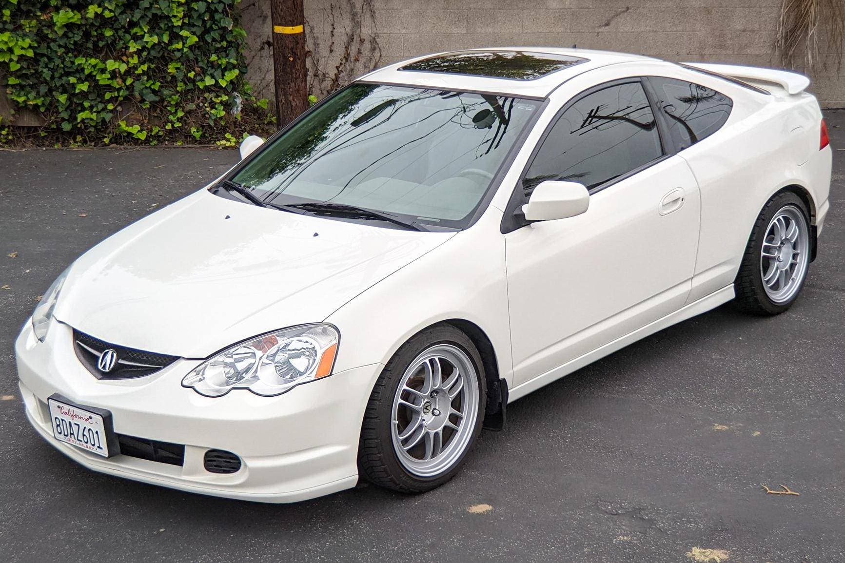 2002 Acura RSX sold for $13,300