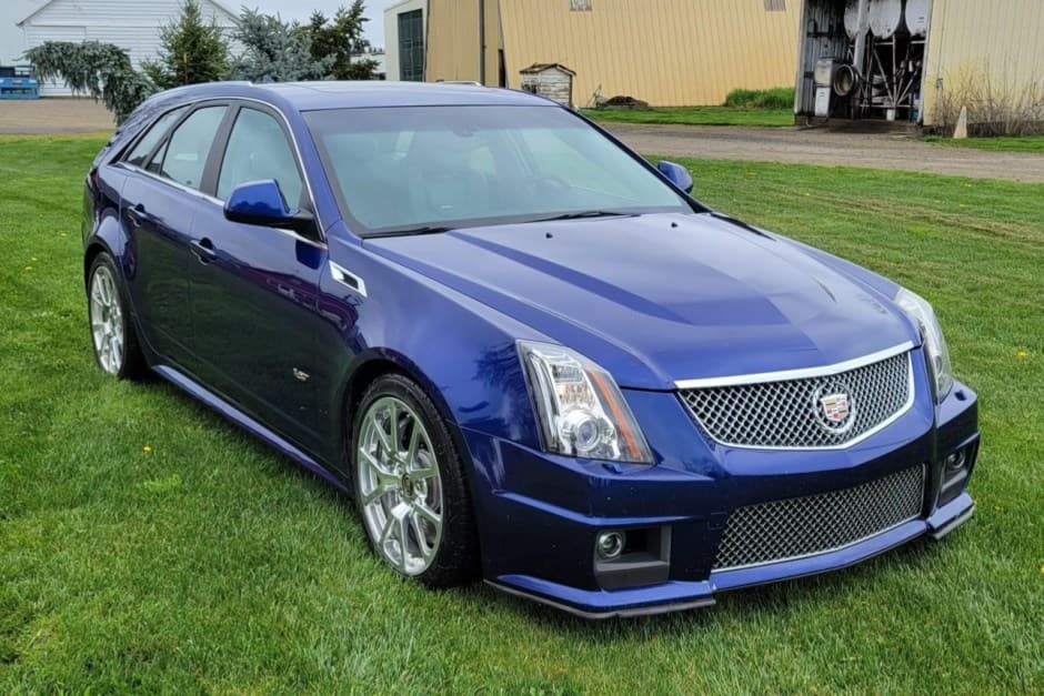 2012 Cadillac CTS & CTS-V sold for $46,500