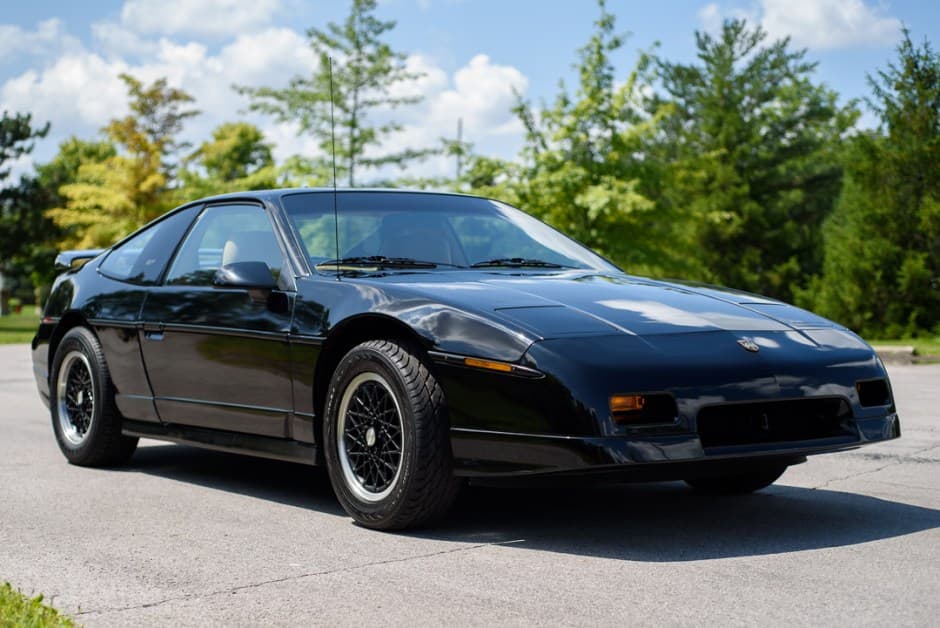 1988 Pontiac Fiero sold for $9,800