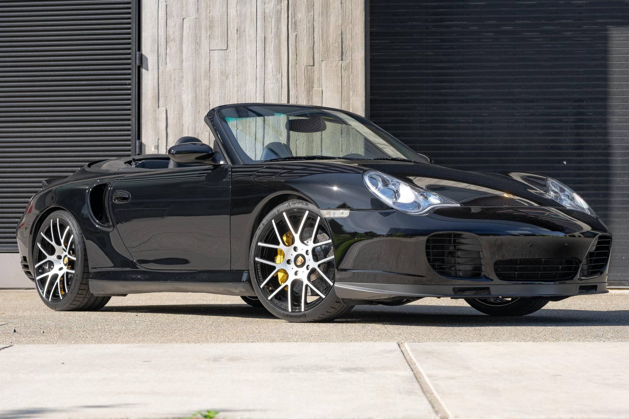 2005 Porsche 996 911 sold for $52,000