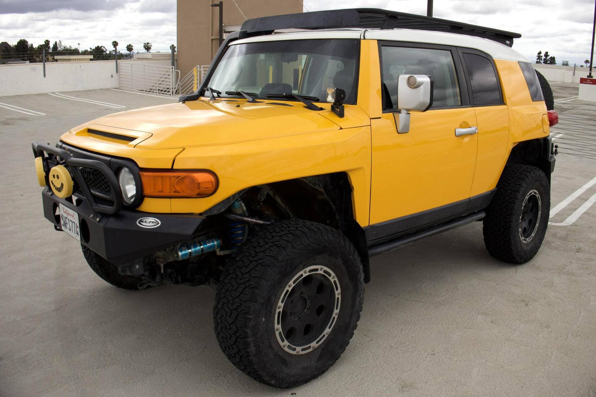 2007 Toyota FJ Cruiser sold for $15,600