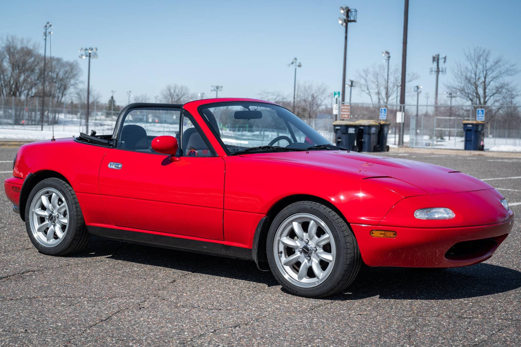 1990 Mazda NA Miata sold for $10,500