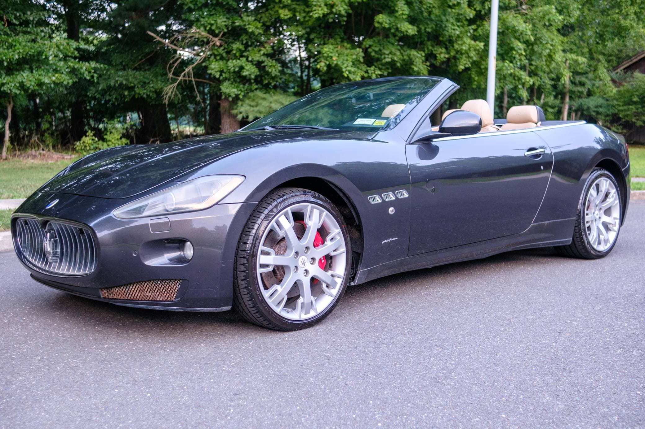 2012 Maserati GranTurismo sold for $17,750