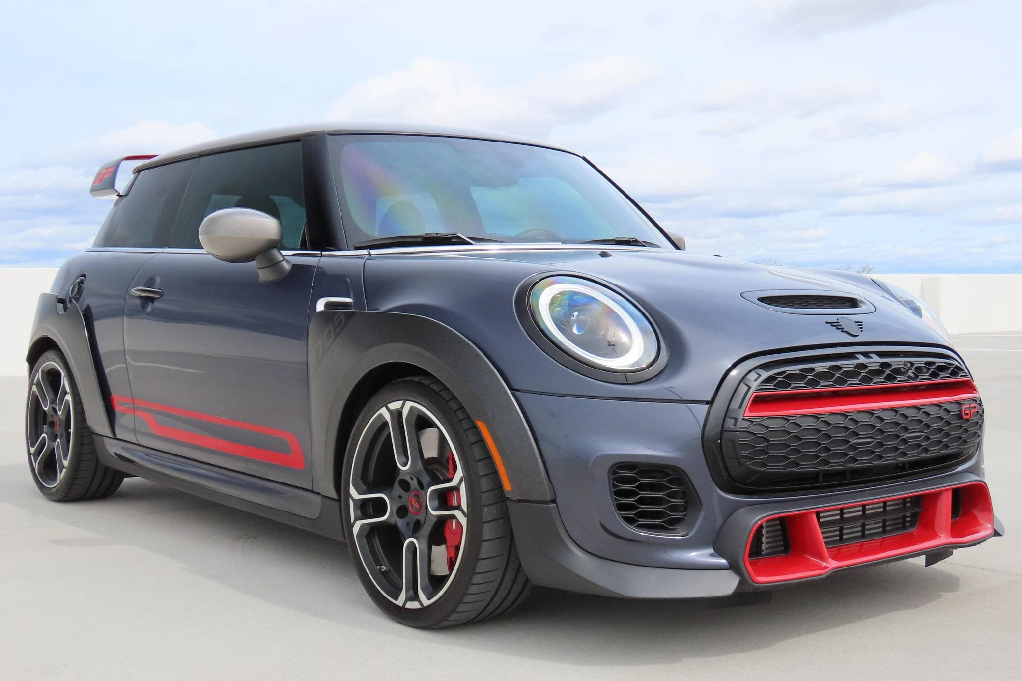2021 MINI Cooper sold for $40,000
