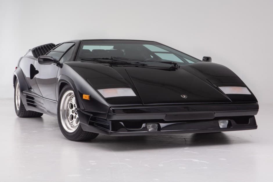 1989 Lamborghini Countach sold for $575,000