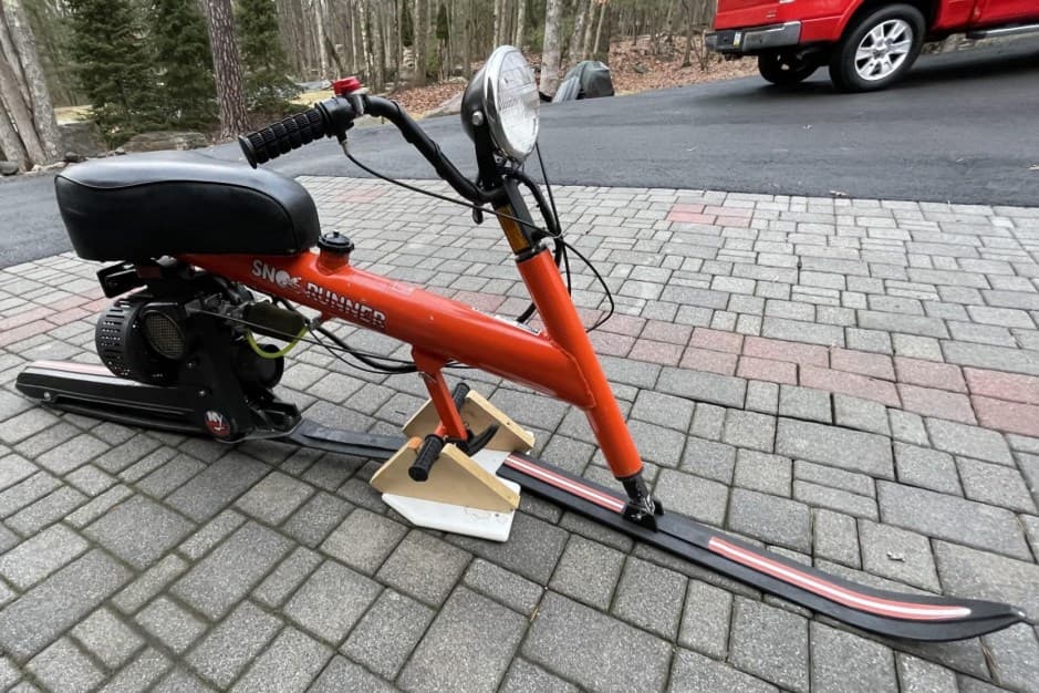 1979 Chrysler Sno-Runner sold for $3,500