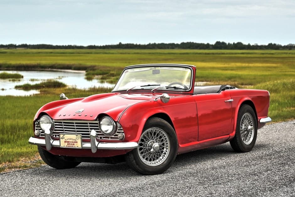 1962 Triumph TR4 sold for $18,500