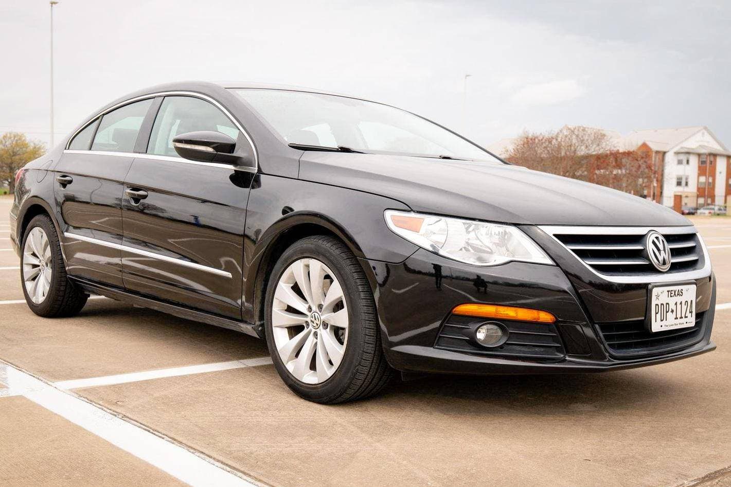 2009 Volkswagen CC sold for $7,600