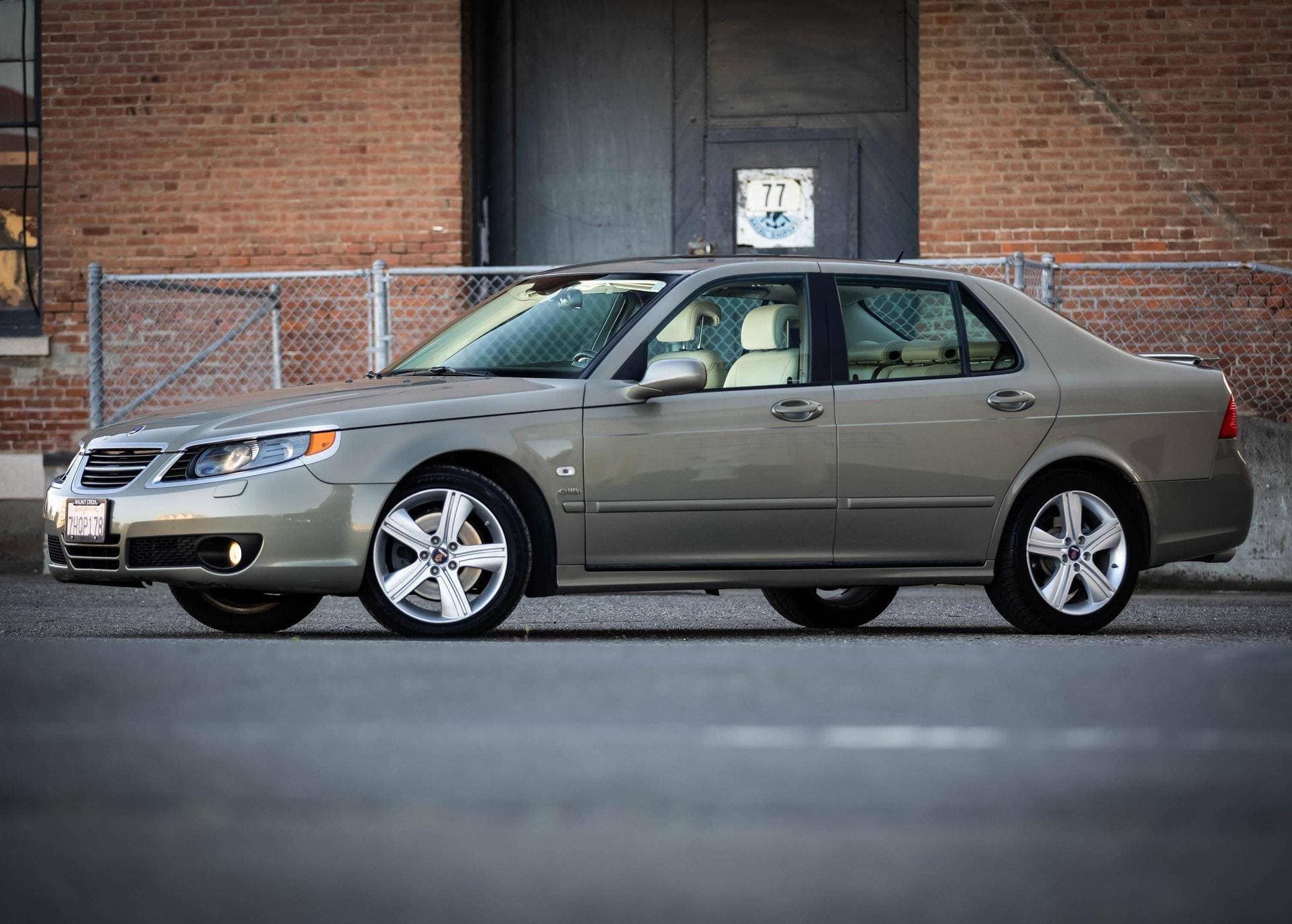 2009 Saab 9-5 sold for $9,000