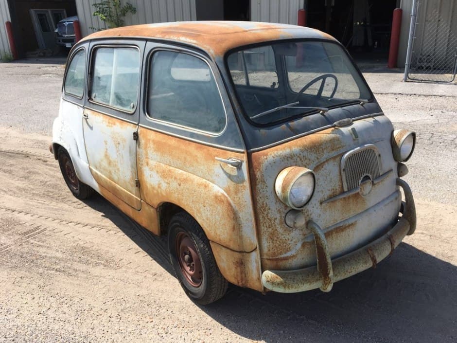 1958 Fiat 600 Multipla sold for $8,555