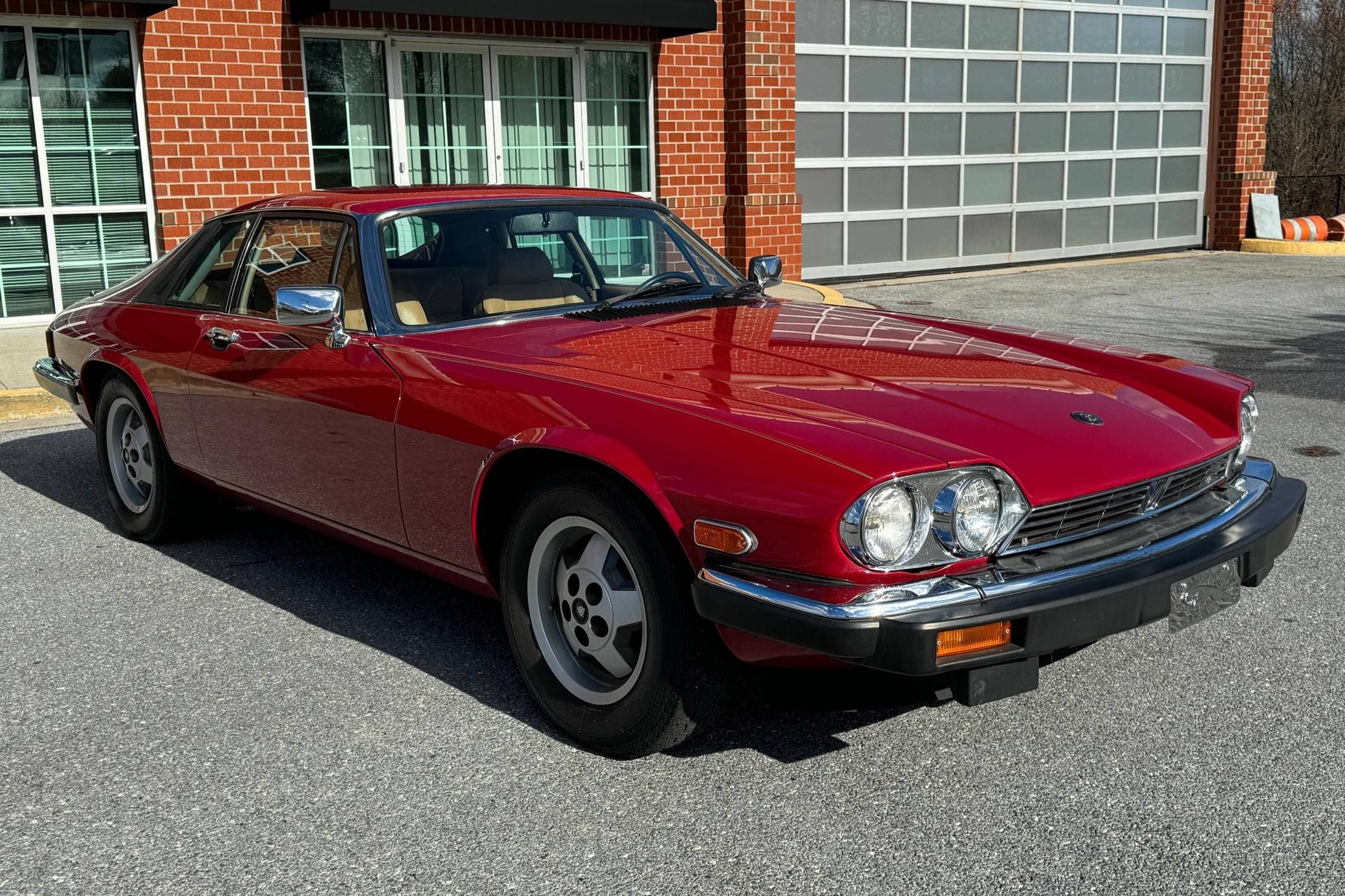 1986 Jaguar XJS sold for $14,000
