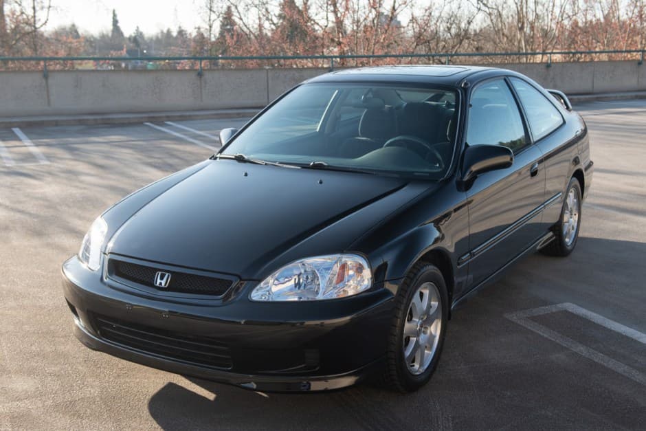 2000 Honda Civic Si sold for $23,000