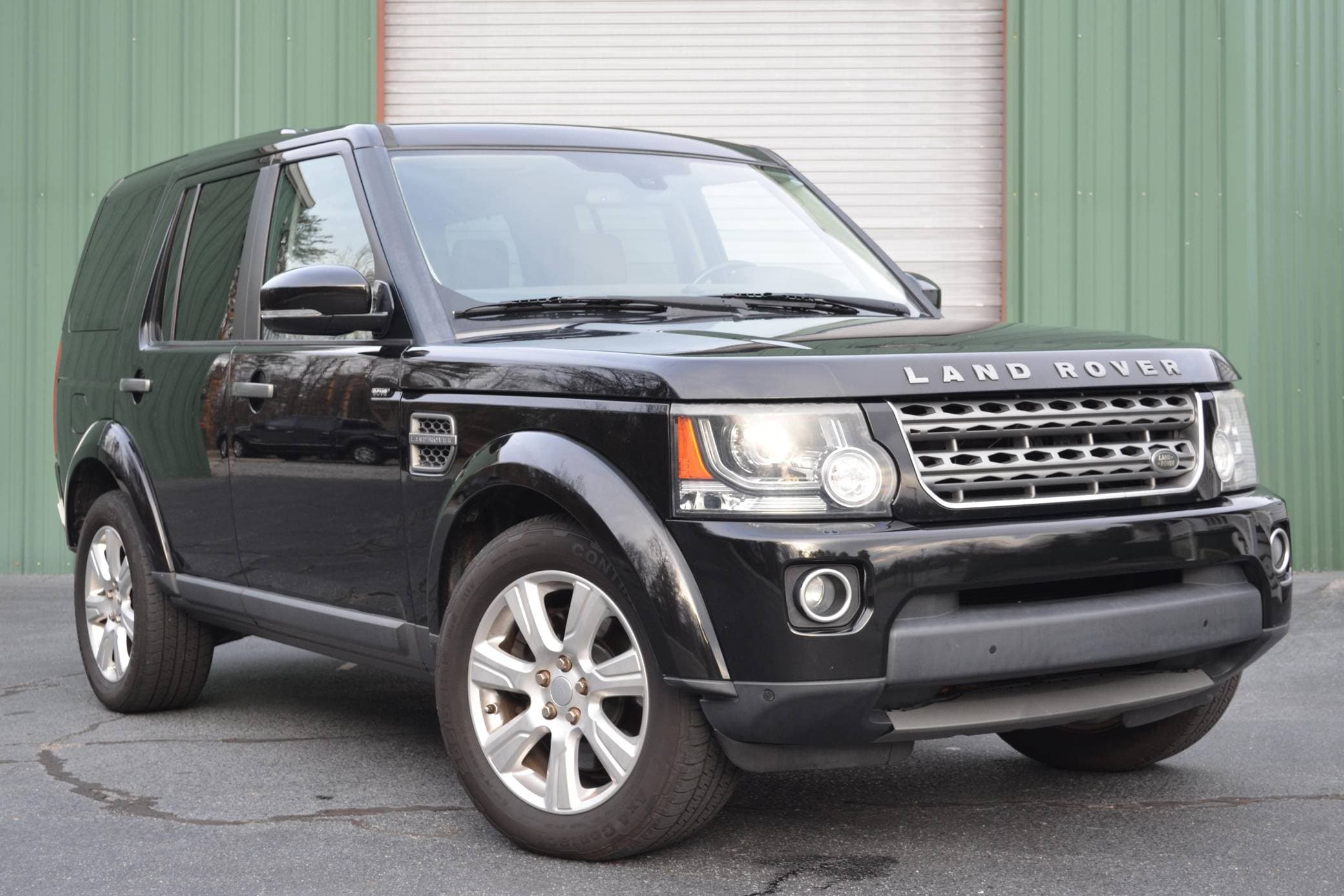 2014 Land Rover LR4 sold for $6,650