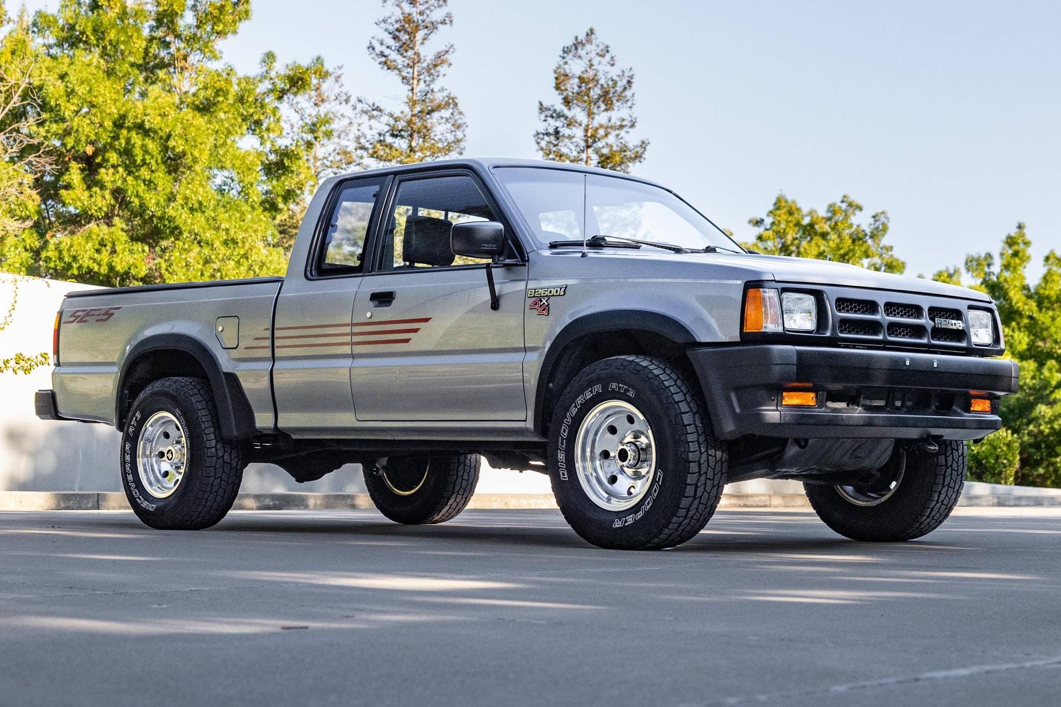 1991 Mazda B2600 sold for $8,500