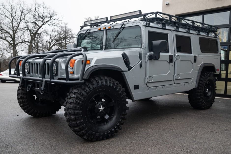 2002 Hummer H1 sold for $61,500
