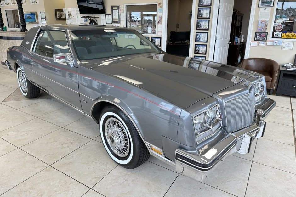 1985 Buick Riviera sold for $31,000