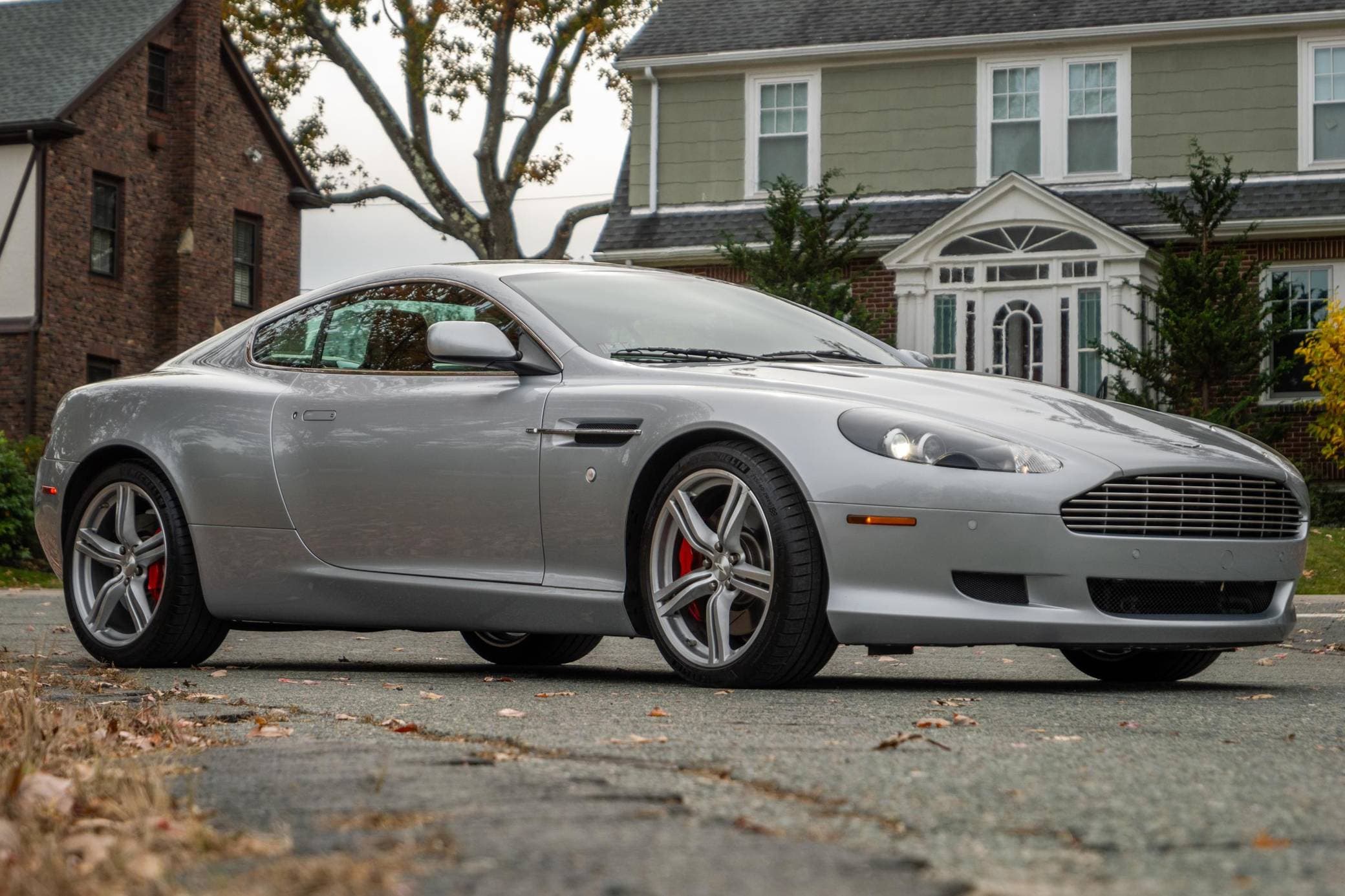 2007 Aston Martin DB9 sold for $38,750