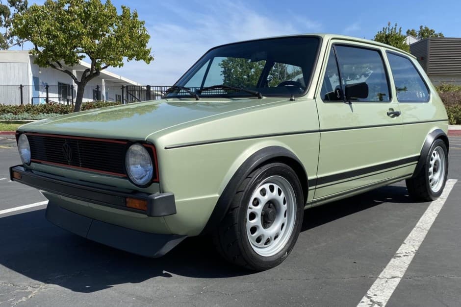 1978 Volkswagen Golf & Rabbit sold for $23,000