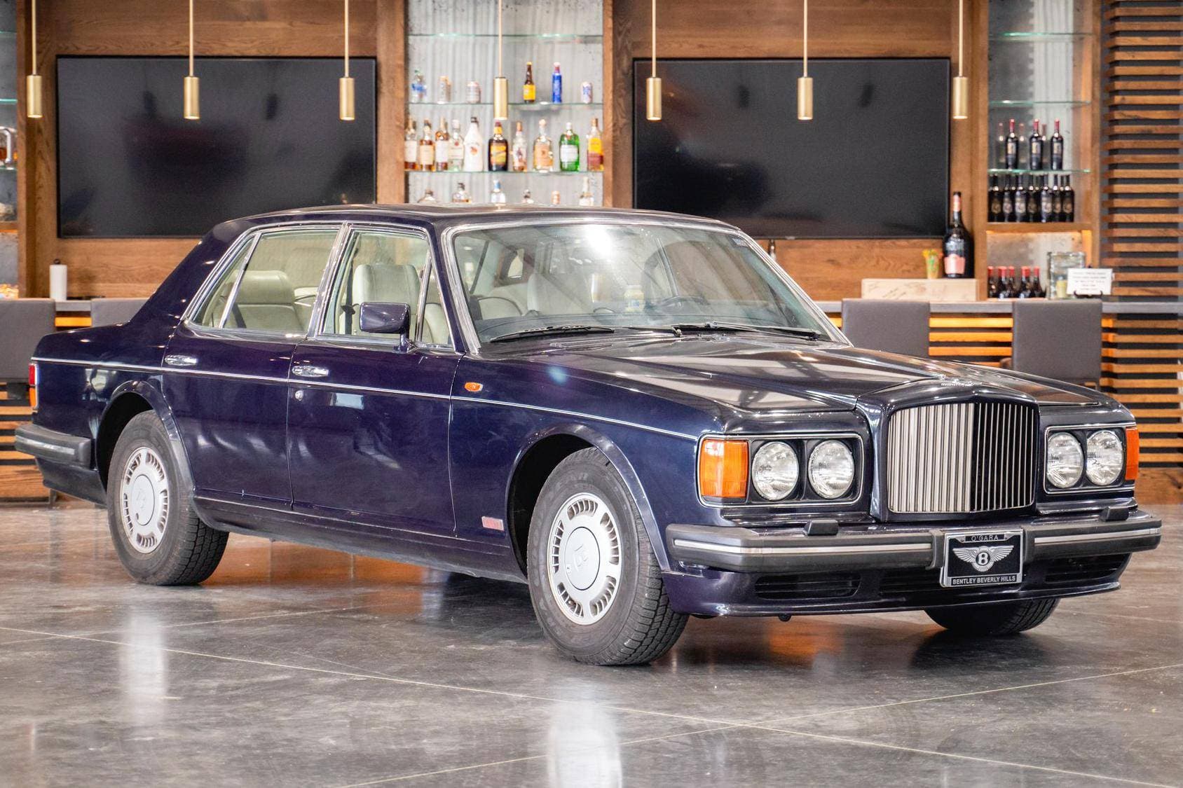 1990 Bentley Turbo R sold for $15,000