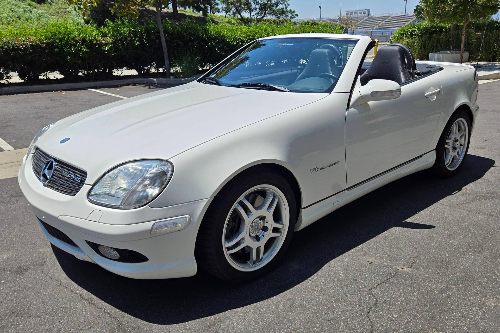 2002 Mercedes-Benz SLK-Class sold for $10,000