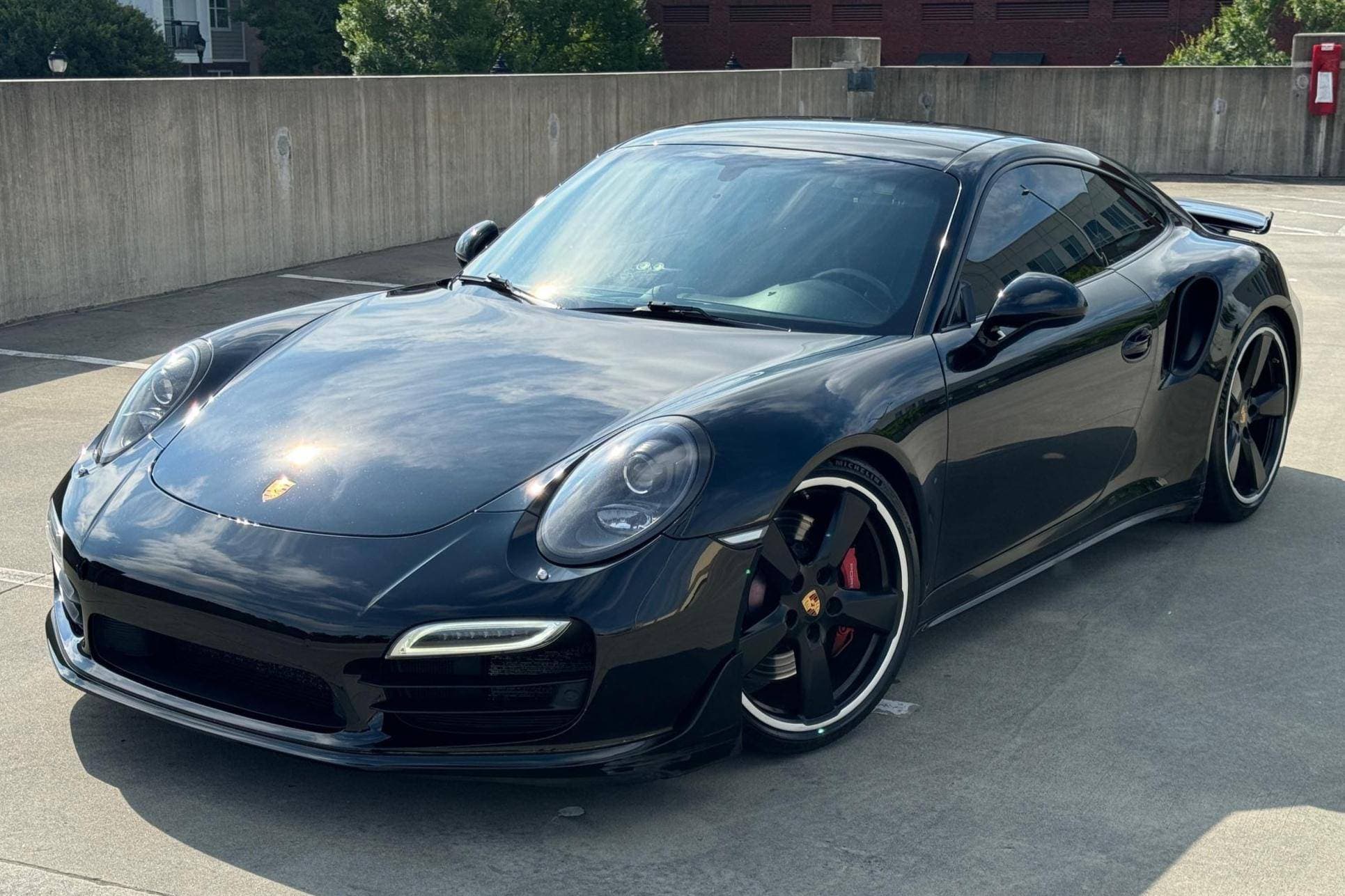 2015 Porsche 991 911 sold for $81,250