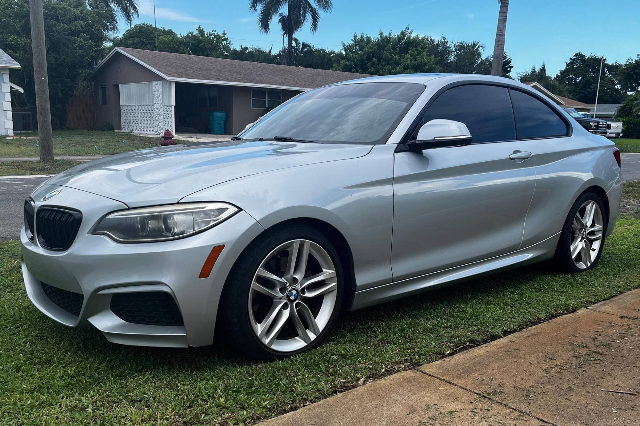 2016 BMW 2 Series sold for $11,211