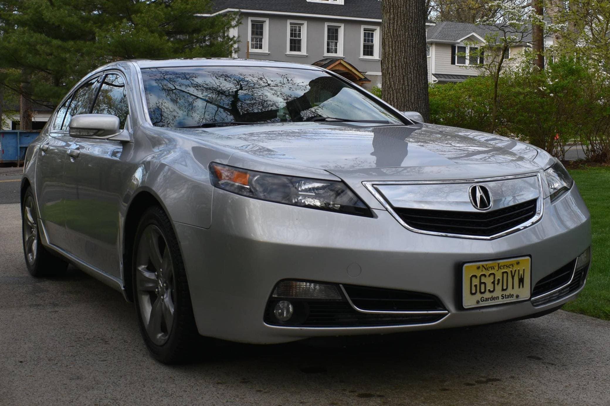 2014 Acura TL sold for $17,500