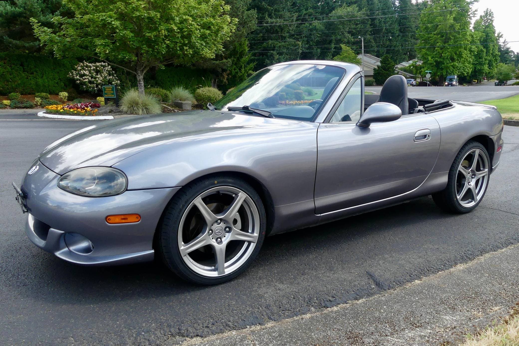 2004 Mazda Mazdaspeed MX-5 sold for $12,700
