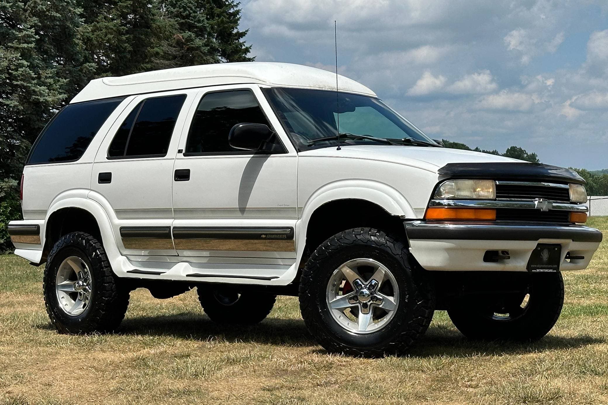 1998 Chevrolet Blazer sold for $6,900