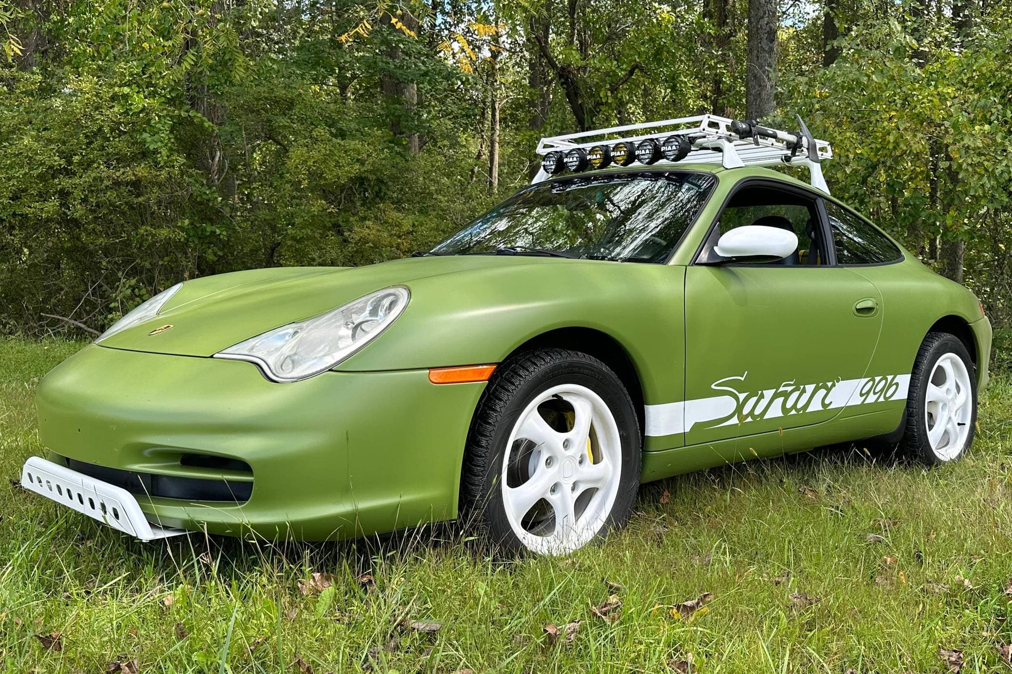 2002 Porsche 996 911 sold for $22,500