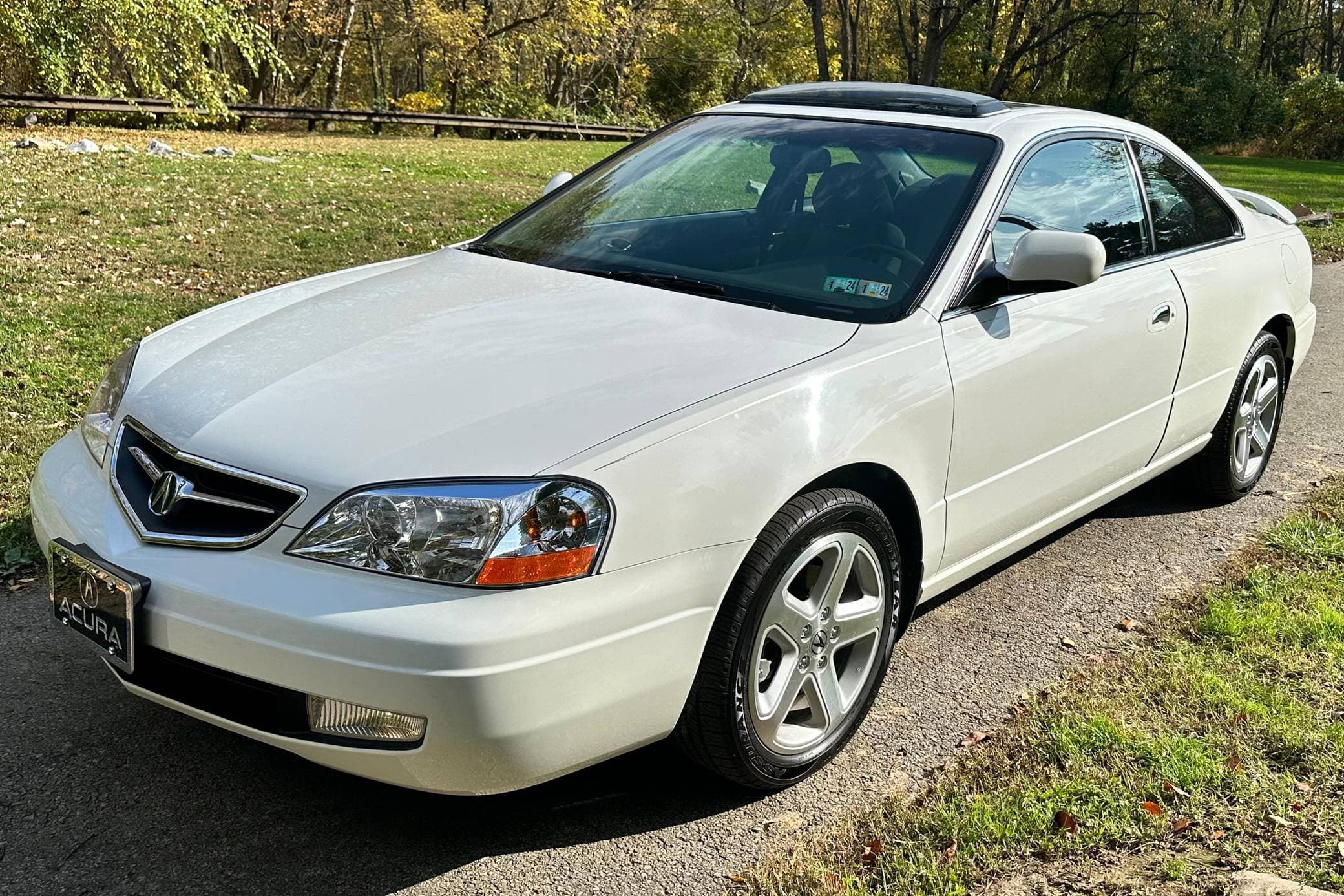 2001 Acura CL sold for $18,550