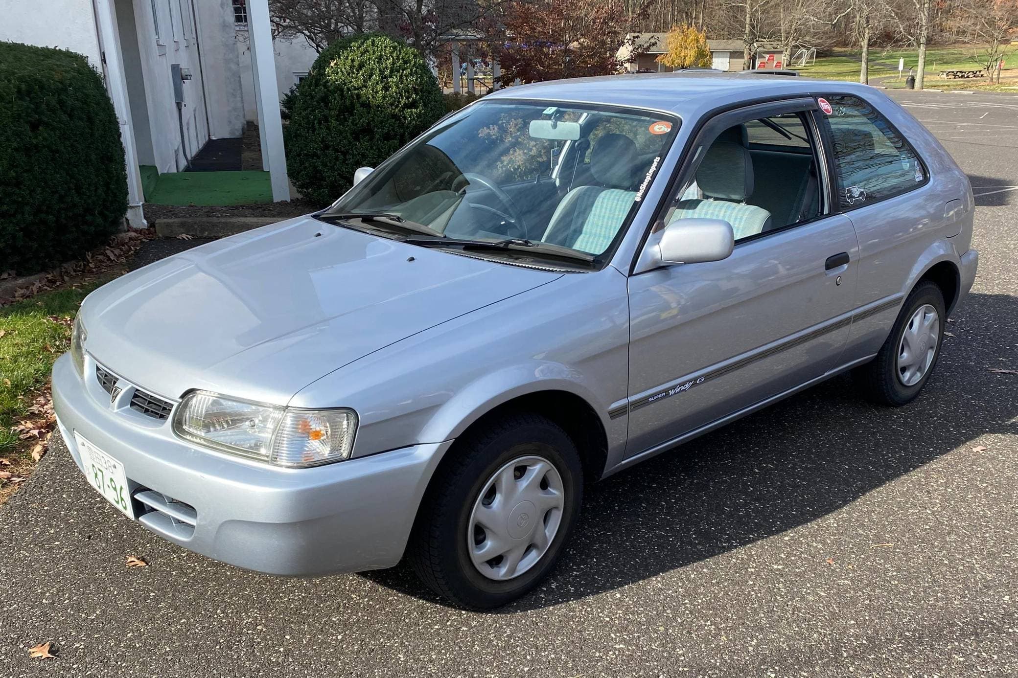 1998 Toyota Corolla sold for $5,450