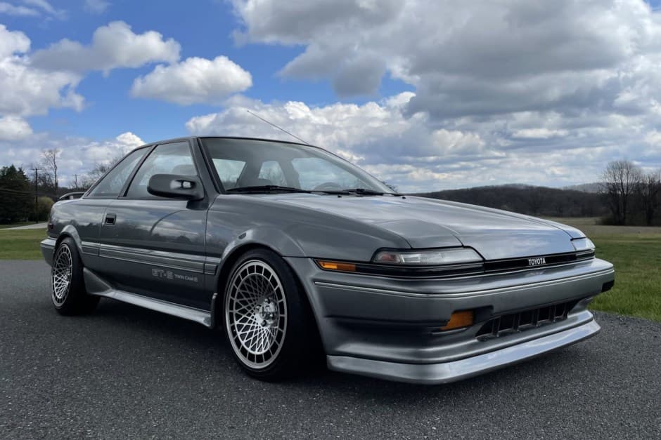 1990 Toyota Corolla sold for $12,250